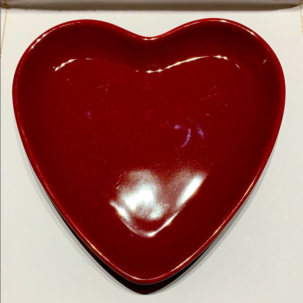 Chantal 91-HFP14/4 bake/serve Valentine heart dish